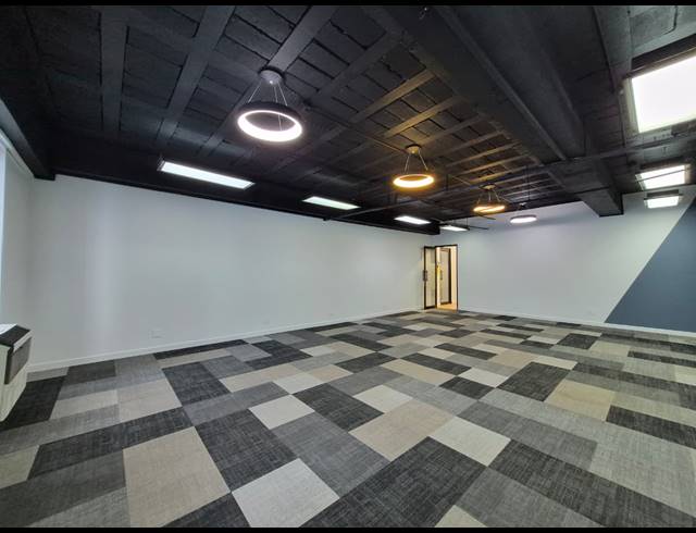 85M² OFFICE TO LET IN ROSEBANK